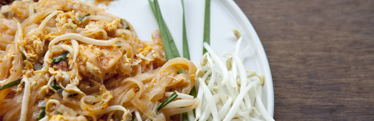 Authentic Pad Thai Recipe: A Flavorful Journey to Thailand's Iconic Street Food